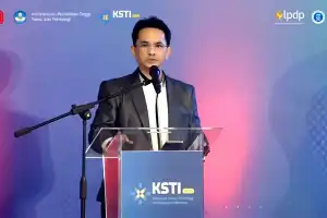 Kepala ARC USK Menjadi Pembicara dalam Konvensi Sain, Teknologi dan Industri  Nasional 2025