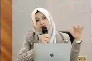 Dr. Ratna Mulyany : Pelaporan Keberlanjutan Dorong Daya Saing Nilam Aceh di Pasar Global