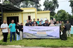 Kunjungan ke Sentra Nilam Lhoong: Kolaborasi Akademisi dan Komunitas Dorong Budi Daya Berkelanjutan