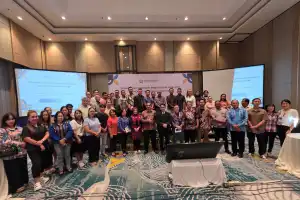Syaifullah Muhammad: Stakeholders Pentahelix Harus Bersatu Ciptakan Ekosistem Industri Nilam Indonesia