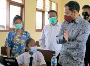 Mendikbud Tak Akan Hapus Pelajaran Agama di Kurikulum Pendidikan