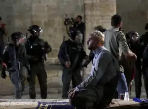 Serangan Udara Israel Tewaskan 20 Orang di Gaza