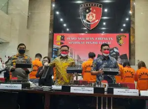 Bareskrim Tangkap Tujuh Tersangka Sindikasi Pinjol Ilegal
