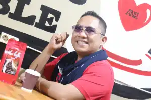 Hadiri KLB Demokrat, Edi Obama: Saya Masih Setia Pada Partai Aceh