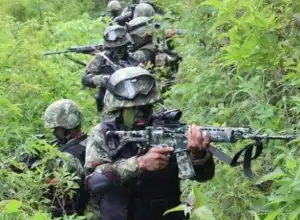 Seorang Anggota TNI Tewas Ditembak KKB di Papua