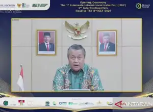 Gubernur BI Tekankan Pentingnya Sertifikasi Halal