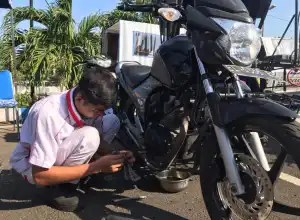 Ditlantas Polda Aceh Beri Layanan Service Gratis Bagi Becak Motor