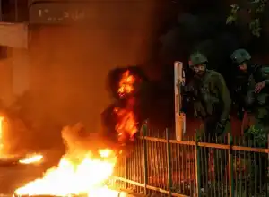 Israel Tangkap 23 Warga Palestina dalam Penyerbuan di Tepi Barat