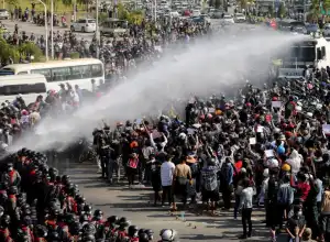 Pasukan Myanmar Tembakan Demonstran, Lima Tewas