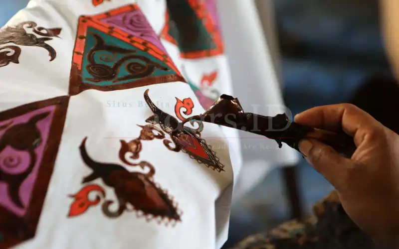 Foto Feature: Produksi Batik Aceh