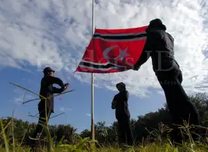 KPA Sebut Pengibaran Bendera Bulan Bintang Bukan Makar