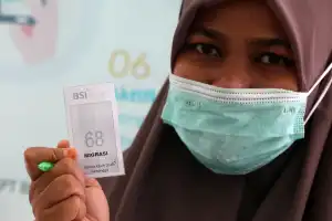 Foto Feature: Migrasi Rekening Ke Bank Syariah Indonesia