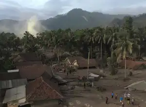 Erupsi Gunung Semeru Menyebabkan 13 Meninggal Dunia