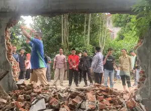 Tembok Pembatas USK-UIN Ar-Raniry Dibongkar