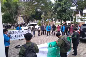 Mahasiswa FAH UIN Kecam Dekan karena Intervensi Pemilihan Ketua Ormawa