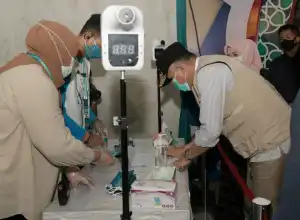 Gubernur Ingatkan Pedagang di Festival Ramadan Patuhi Prokes