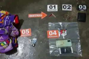 Pasutri Ditemukan Tewas Bersimbah Darah dengan Luka Sayat di Leher