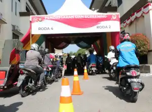Polres Lhokseumawe Gelar Vaksinasi Covid-19 Drive Thru