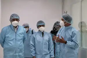 Menko Luhut: Teknologi Pabrik Vaksin di Pulogadung Sama dengan Pfizer