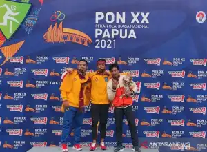 Zohri Kembali Raih Medali Emas Lari 100 Meter di PON Papua