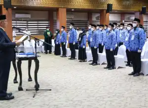 Sekda Aceh Ajak PNS Baru Hidup Sederhana