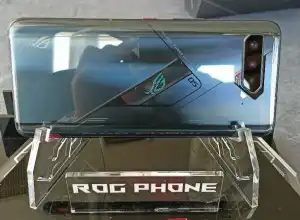 Seri ASUS ROG Phone 5s Dijual Mulai Rp 9 Jutaan
