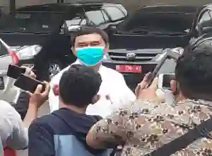 Azharuddin, Mantan Direktur RSUZA Diperiksa KPK