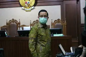 Suap Bansos Digunakan untuk Sewa Pesawat hingga Honor Artis