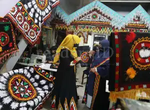 Foto Feature: Pengrajin Kerawang Masa Pandemi