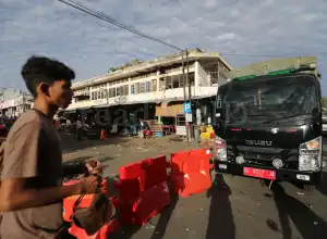 Foto Feature: Suasana Pasar Kartini Peunayong Pasca Pemindahan Pedagang