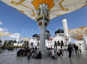 Foto Feature: Wisata Religi Mesjid Raya Baiturrahman