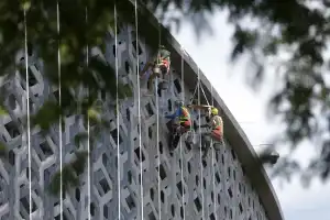 Foto Feature: Peremajaan Gedung Museum Tsunami