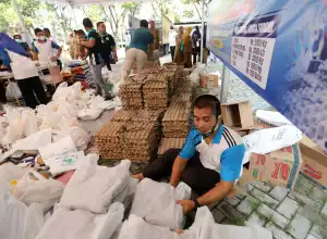 Stok Kebutuhan Pokok Jelang Lebaran Aman dan Stabil