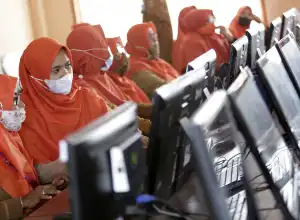 Foto Feature: Pelatihan Guru Mengajar Online