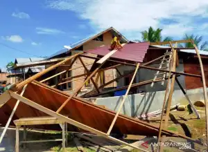 Pemkab Aceh Timur Salurkan Bantuan Korban Puting Beliung
