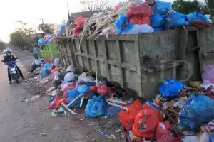 Janji Palsu Ratusan Perusahaan Plastik Mendaur Ulang