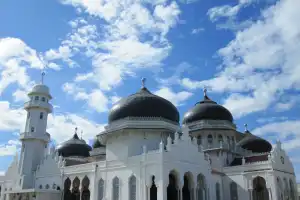 Indonesia Bakal Terapkan Digitalisasi Keuangan di Mesjid
