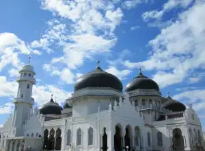 Indonesia Bakal Terapkan Digitalisasi Keuangan di Mesjid
