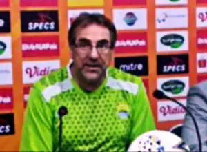 Pelatih Persib: PSS Diuntungkan Main di Kandang