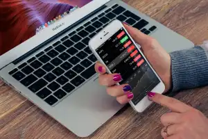 Beban Ekonomi Bertambah, Perempuan Didorong Andalkan Platform Digital