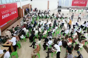 Vaksinasi Massal di Aceh Tembus 6000 Orang Dalam 9 Hari