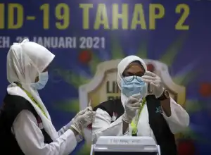 6.000 Nakes di Aceh Belum Divaksin, Ini Sebabnya