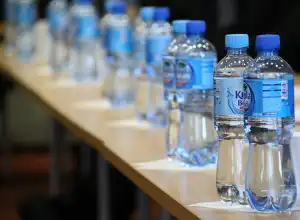 Plastik PET, Tanggung Jawab Produsen Terhadap Lingkungan?