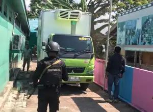 Polda Aceh Kawal Penyimpanan Vaksin Sinovac ke Gudang Farmasi