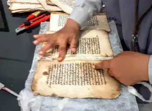 Menilik Naskah Kuno di Rumoh Manuskrip Aceh