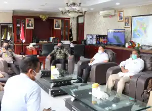 Safaruddin Pertanyakan Kasus Penggranatan Rumah Anggota DPRK Aceh Barat ke Kapolda