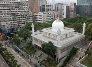 Kisah Umat Muslim Jalani Puasa di Tengah Pandemi di Hong Kong