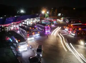 Aktivitas Pemudik Mulai Meningkat di Terminal Bus Tipe A Batoh