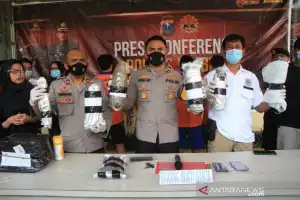 Mahasiswa di Malang Edarkan Ganja asal Aceh yang Dibeli via Daring