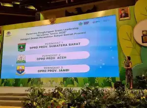 DPRA Terima Penghargaan Green Leadership dari Kementerian LHK